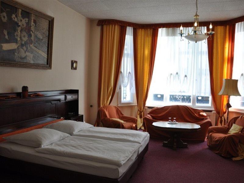 Hotel Pension Savoy Near Kurfuerstendamm 베를린 외부 사진