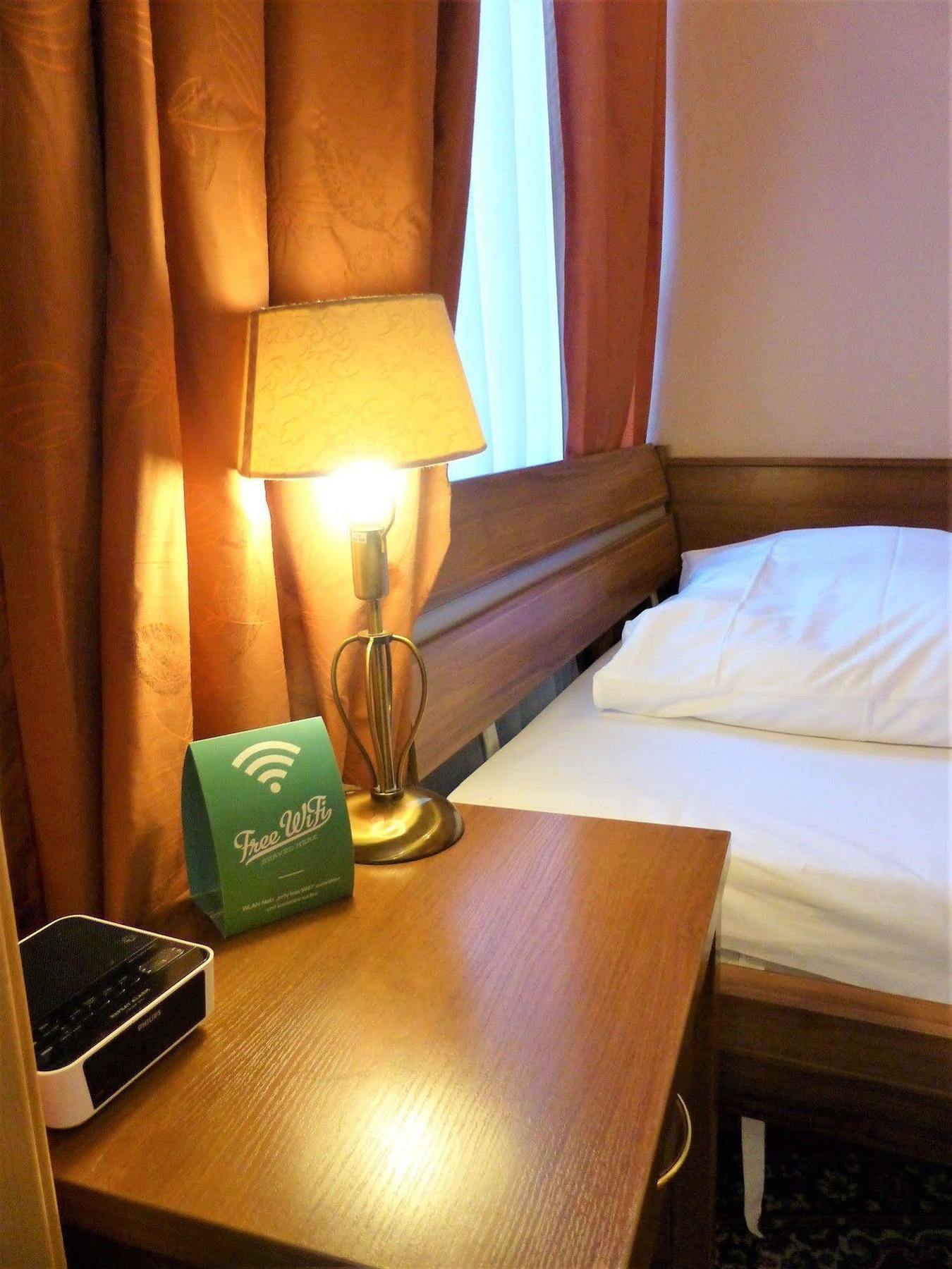 Hotel Pension Savoy Near Kurfuerstendamm 베를린 외부 사진