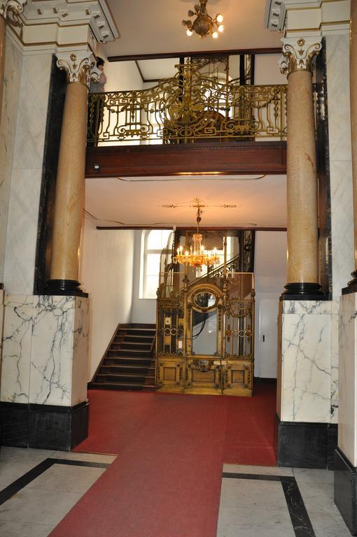 Hotel Pension Savoy Near Kurfuerstendamm 베를린 외부 사진