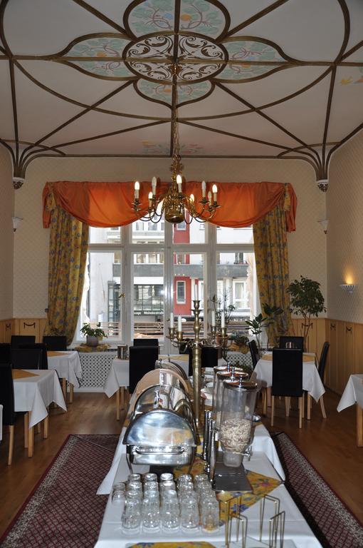 Hotel Pension Savoy Near Kurfuerstendamm 베를린 외부 사진