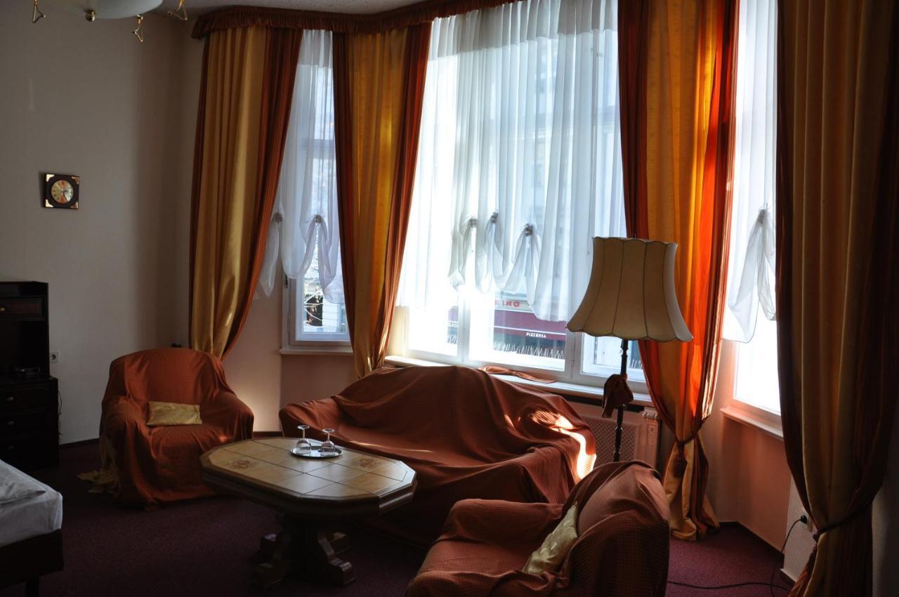 Hotel Pension Savoy Near Kurfuerstendamm 베를린 객실 사진