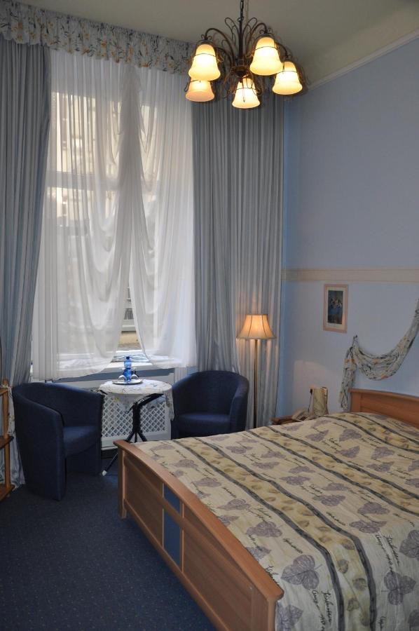 Hotel Pension Savoy Near Kurfuerstendamm 베를린 객실 사진